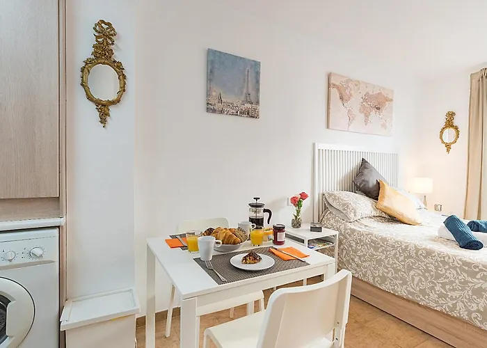 Center E Apartman