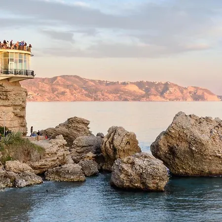 Center E Apartamento Nerja